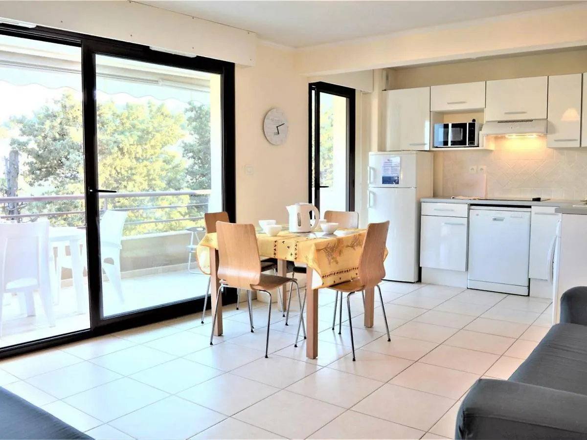 Appartement T3 Lumineux Avec Terrasse, Climatisation, Garage Et Wifi A 2 Pas Des Plages - Cavalaire - Fr-1-226B-34